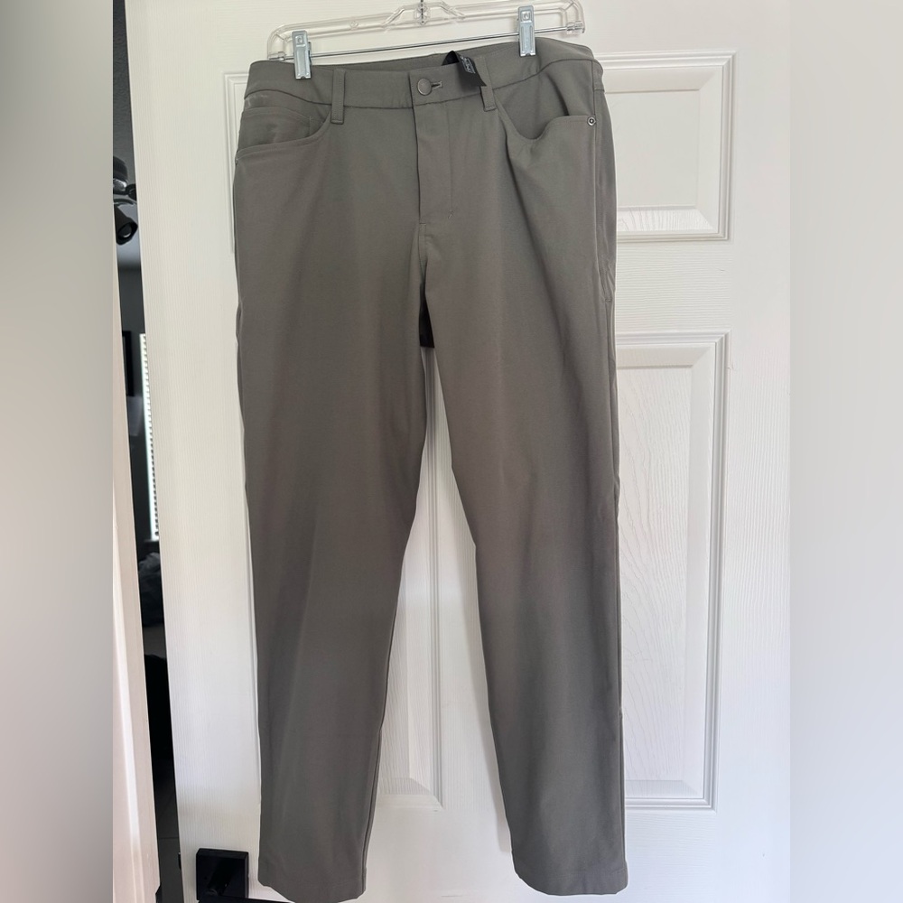 lululemon athletica Men's grey Sage